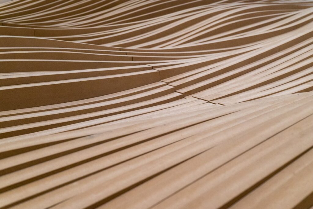 Piezas decorativas de madera cortadas con laser mandalas